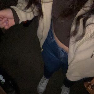 Meet your Posher, Genavee